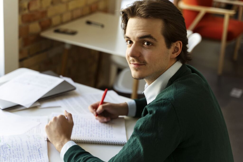 apprenant etudiant pour obtenir un diplome